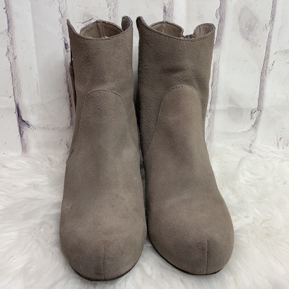 Ankle boots - Picture 2 of 10